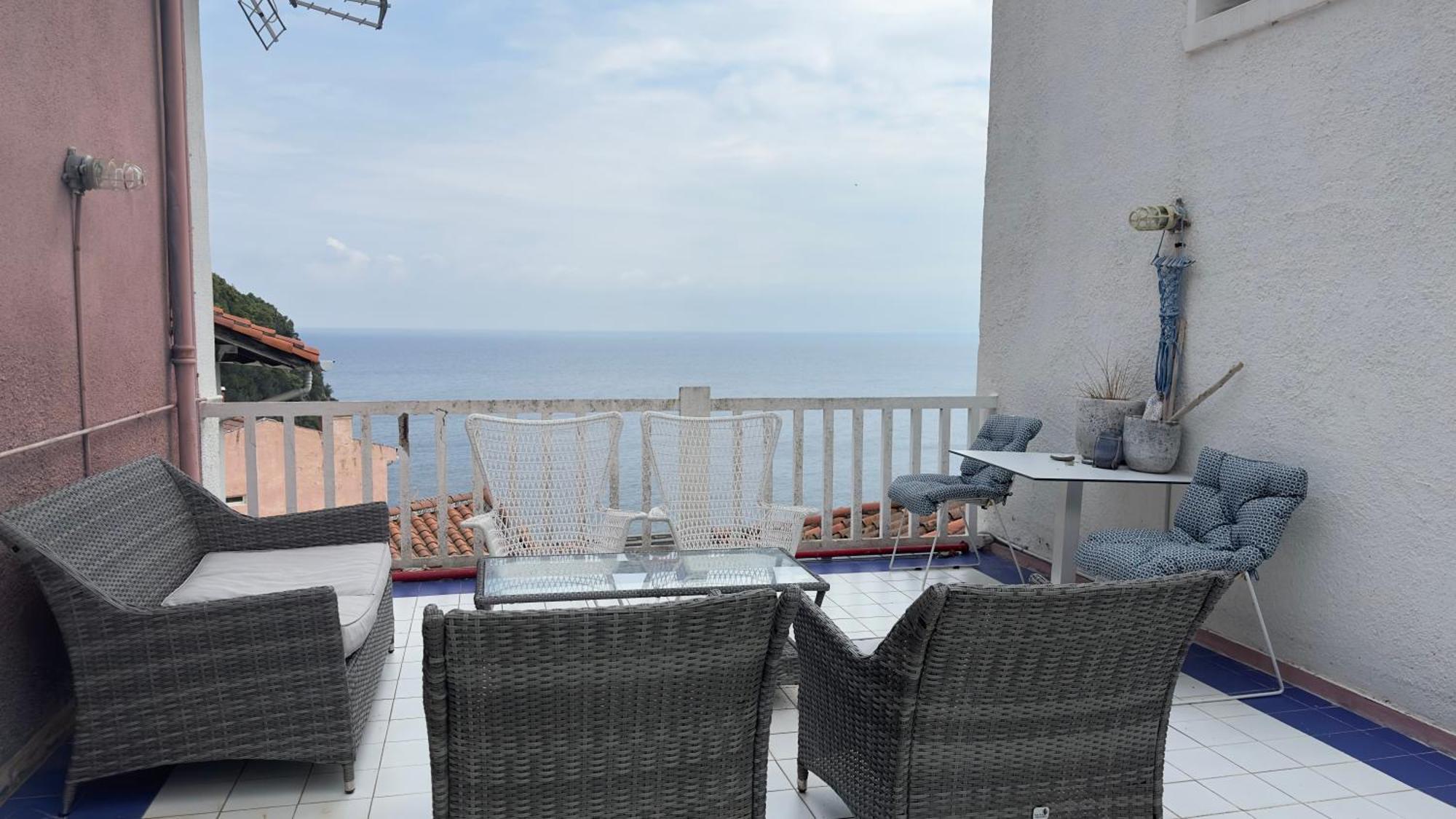 Txobe Apartment Еланчове Екстериор снимка